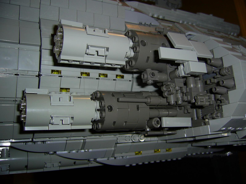 Illustration for article titled 52-pound Lego Mon Calamari Star Cruiser Can Kill Darth Vader on Impact